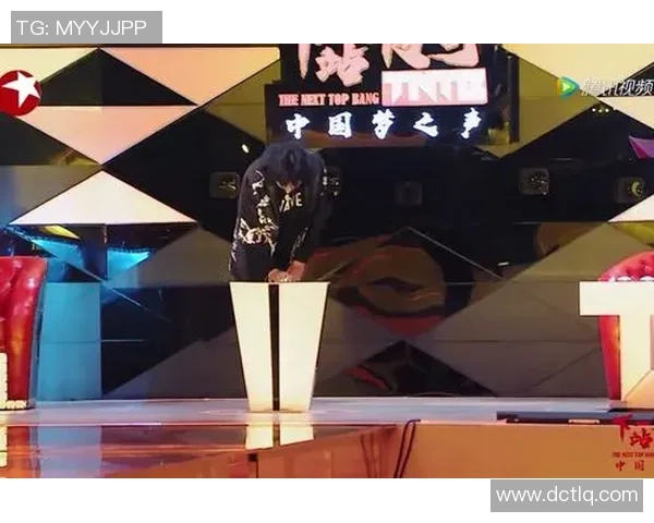 王者荣耀传奇：V5战队逆袭之路的全景纪实与精彩瞬间